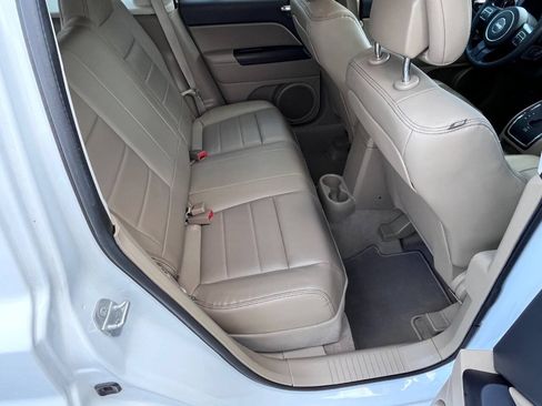 Used 2015 Jeep Patriot High Altitude AWD/4WD image 26