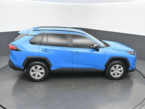 Used 2019 Toyota RAV4 LE w/ All Weather Liner Package AWD/4WD image 42