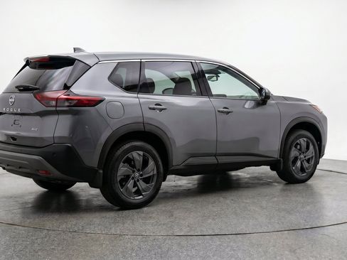 Used 2025 Nissan Rogue SV FWD image 9