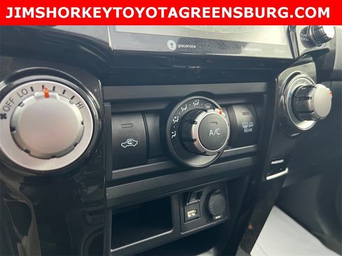 Used 2021 Toyota 4Runner Venture w/ Moonroof Package image 22