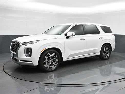 Used 2021 Hyundai Palisade Calligraphy w/ Cargo Package FWD image 3