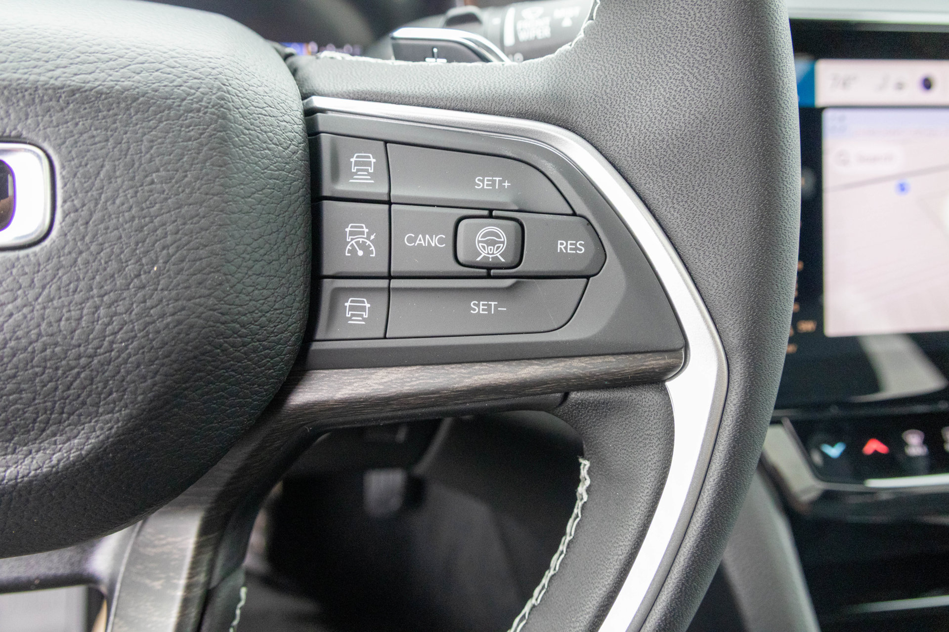 New 2027 Jeep Grand Cherokee L Limited AWD/4WD image 25
