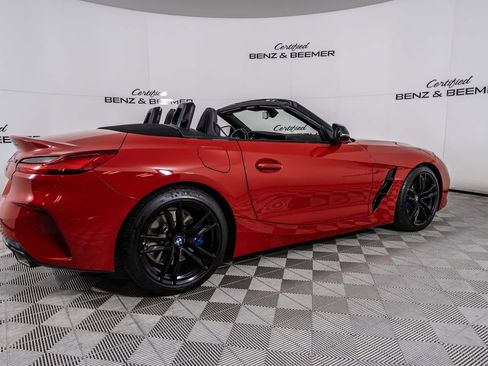 Used 2024 BMW Z4 M40i w/ Shadowloine Package image 5