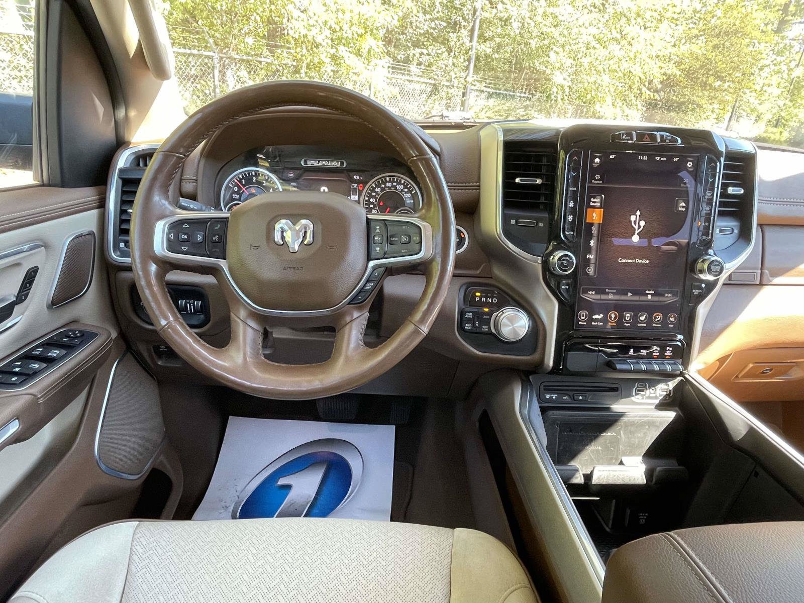 Used 2019 RAM 1500 Laramie AWD/4WD image 12