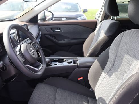 Used 2023 Nissan Rogue SV AWD/4WD image 20