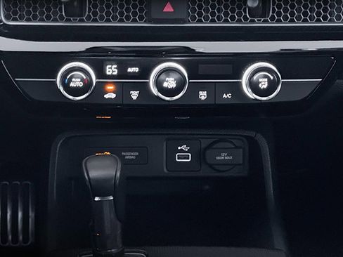 Certified 2025 Honda Civic Sport image 15