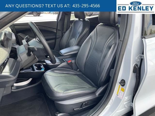 Certified 2023 Ford Mustang Mach-E Premium AWD/4WD image 3
