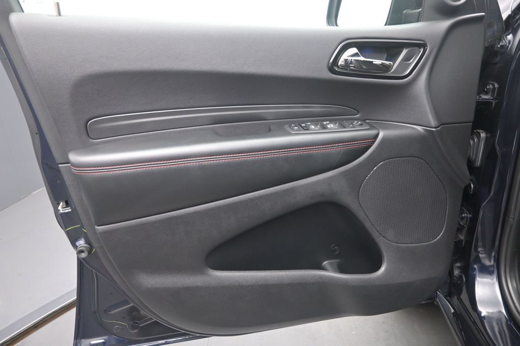 Used 2023 Dodge Durango R/T w/ Blacktop Package AWD/4WD image 14