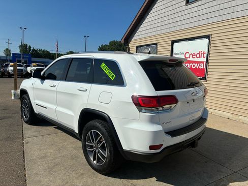 Used 2020 Jeep Grand Cherokee Laredo w/ Quick Order Package 2BN North AWD/4WD image 5