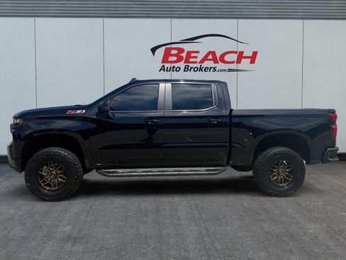 Used 2019 Chevrolet Silverado 1500 LT Trail Boss AWD/4WD image 3