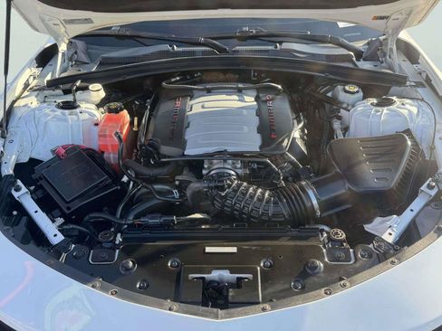 Used 2019 Chevrolet Camaro SS RWD image 47