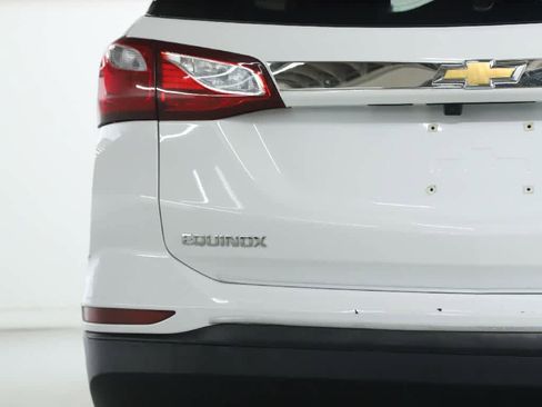 Used 2019 Chevrolet Equinox LS w/ LPO, Floor Liner Package image 40