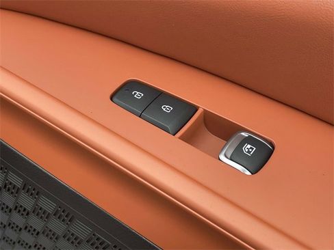 New 2026 Kia Carnival EX image 13