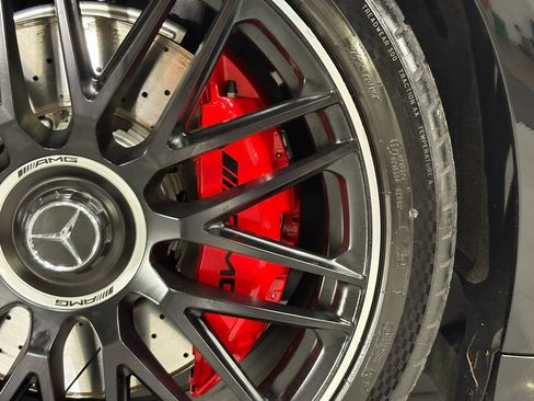 Used 2025 Mercedes-Benz S 63 AMG S image 41