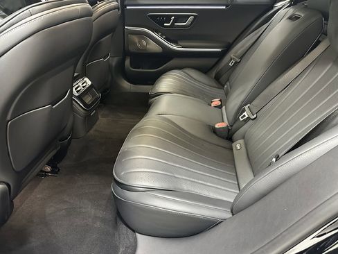 Certified 2023 Mercedes-Benz S 500 4MATIC w/ AMG Line image 24