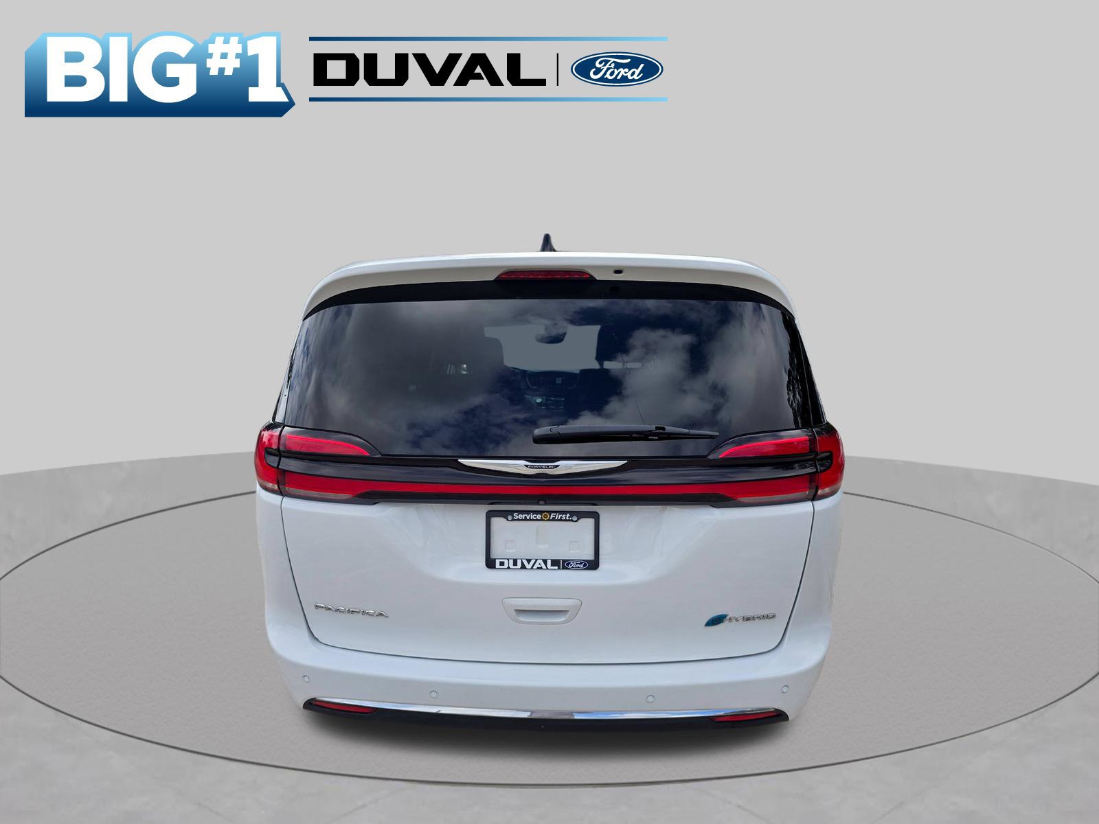 Used 2024 Chrysler Pacifica Limited FWD image 6