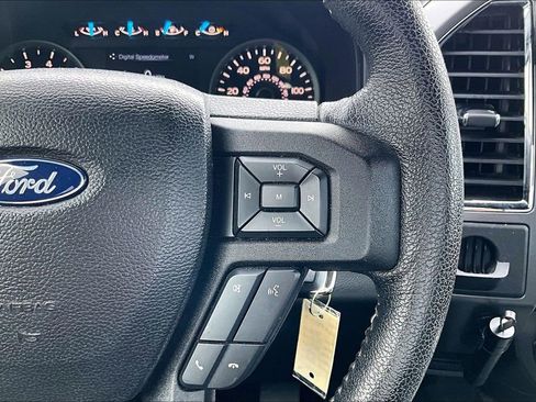 Used 2016 Ford F150 XLT w/ Equipment Group 302A Luxury image 21