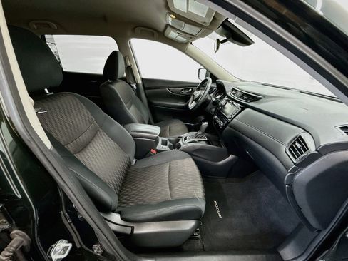 Used 2019 Nissan Rogue SV FWD image 29
