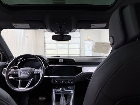 Used 2021 Audi Q3 2.0T Premium w/ Convenience Package AWD/4WD image 28