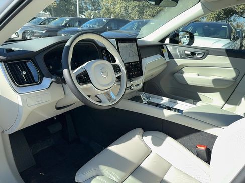 New 2026 Volvo XC60 B5 Ultra w/ Protection Package Premier AWD/4WD image 11