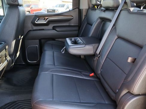 Used 2024 Chevrolet Silverado 1500 LT Trail Boss w/ LT Trail Boss Premium Package image 24