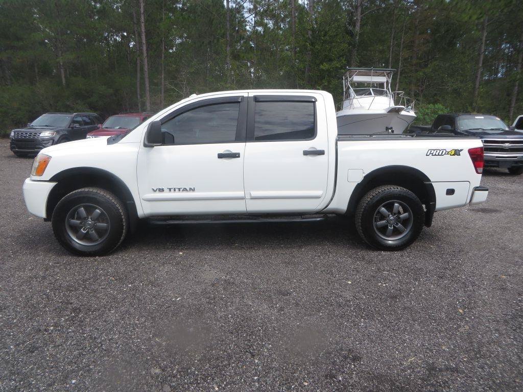 Used 2015 Nissan Titan PRO-4X w/ Pro-4x Luxury Package AWD/4WD image 1