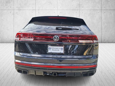 New 2026 Volkswagen Atlas Cross Sport SEL R-Line image 4