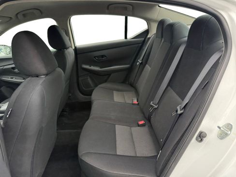 Used 2024 Nissan Sentra SV image 16