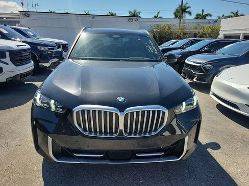 Used 2024 BMW X5 sDrive40i w/ Premium Package image 4