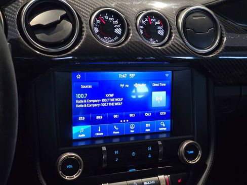 Used 2020 Ford Mustang Shelby GT500 w/ Technology Package RWD image 26