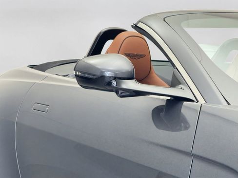 New 2026 Aston Martin V8 Vantage Roadster RWD image 38