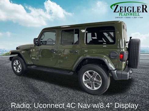 Used 2021 Jeep Wrangler Unlimited Sahara w/ Uconnect 4C Nav & Sound Group AWD/4WD image 3