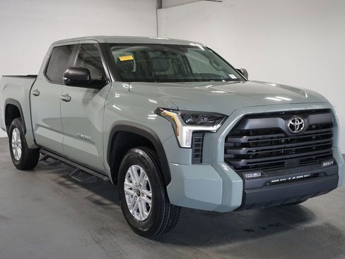 Used 2024 Toyota Tundra SR5 image 3