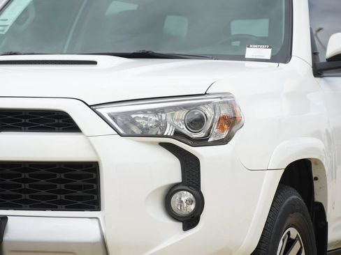 Used 2019 Toyota 4Runner TRD Off-Road Premium AWD/4WD image 5