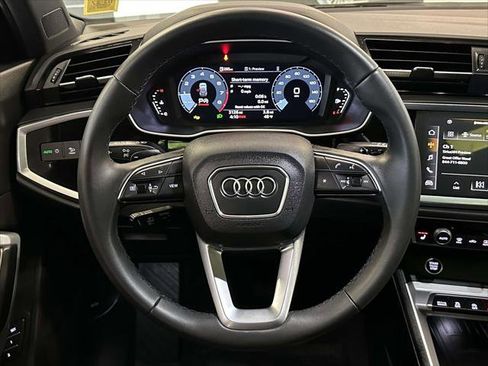 Used 2025 Audi Q3 2.0T Premium w/ Convenience Package image 14