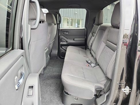Used 2023 Nissan Frontier SV w/ Midnight Edition Package AWD/4WD image 11
