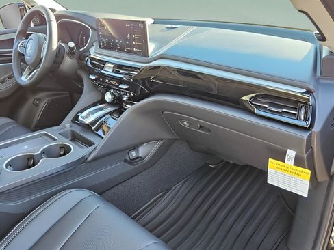 Used 2026 Acura MDX FWD w/ Technology Package image 16