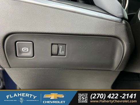 Used 2024 Buick Enclave Essence w/ Trailering Package, 5000 lbs. FWD image 23