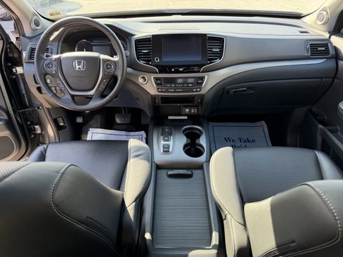 Used 2023 Honda Ridgeline RTL-E image 16