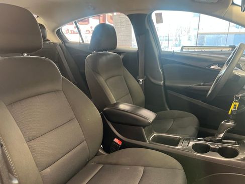 Used 2016 Chevrolet Cruze LT image 35