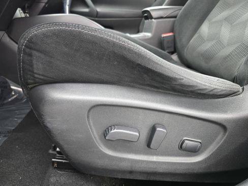 Used 2014 Nissan Rogue SV AWD/4WD image 27