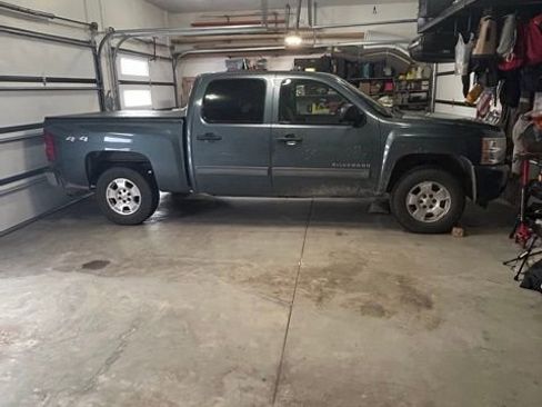 Used 2010 Chevrolet Silverado 1500 LT w/ Power Pack Plus image 2