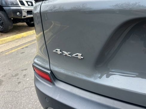 Used 2021 Jeep Cherokee Limited w/ Elite Package image 8