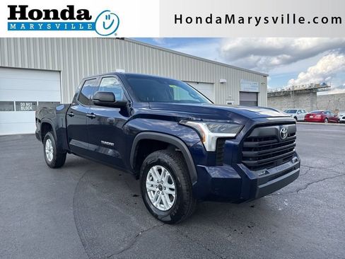 Used 2022 Toyota Tundra SR5 w/ SR5 Premium Package AWD/4WD image 1