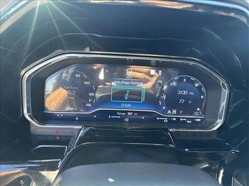 Used 2023 Chevrolet Silverado 1500 High Country w/ Technology Package image 12