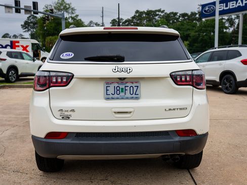 Used 2019 Jeep Compass Limited AWD/4WD image 5