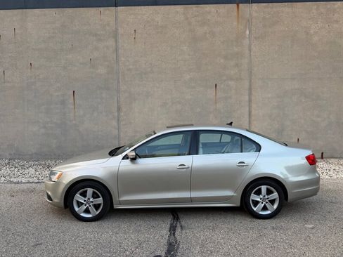 Used 2014 Volkswagen Jetta TDI FWD image 6