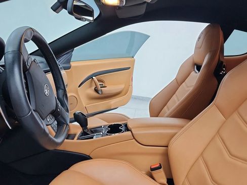 Used 2017 Maserati GranTurismo Sport image 14