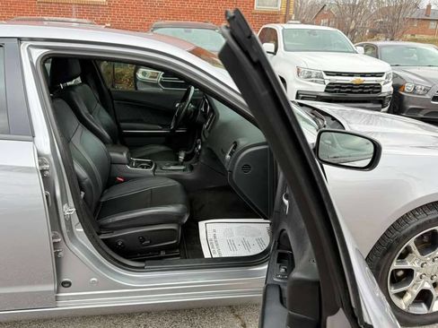 Used 2015 Dodge Charger SXT w/ AWD Plus Group image 17