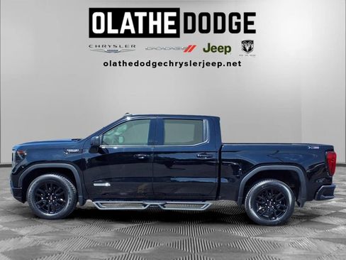 Used 2023 GMC Sierra 1500 Elevation w/ X31 Off-Road Package AWD/4WD image 19